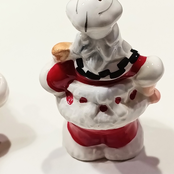 Italian Chef Santa Salt And Pepper Shakers Vintage WCL Ceramic Spice Shakers - Picture 8 of 10